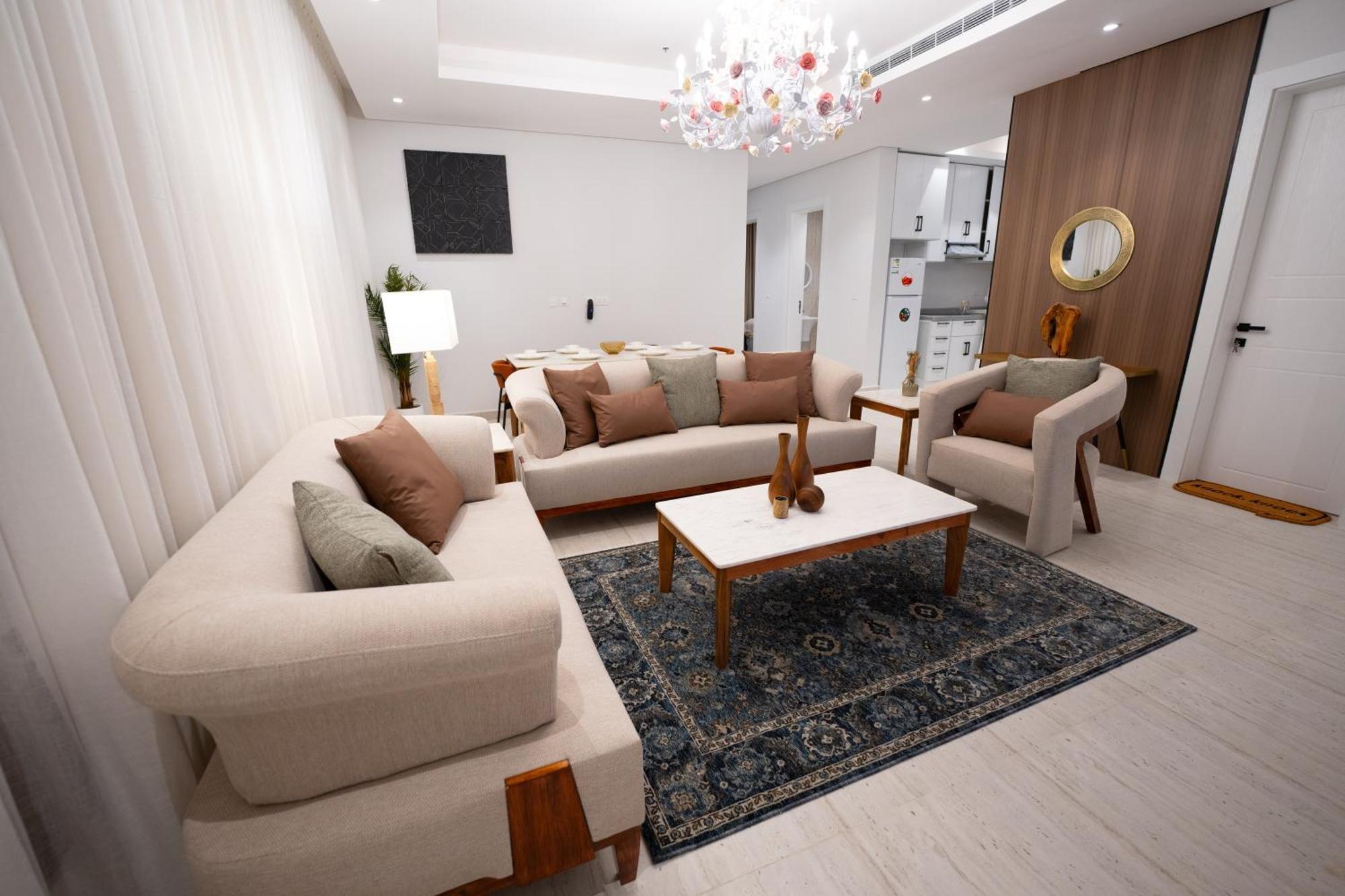 Appartamento شقة فاخرة بالنرجس 3 غرف نوم Luxury Apt Ar Riyad Esterno foto